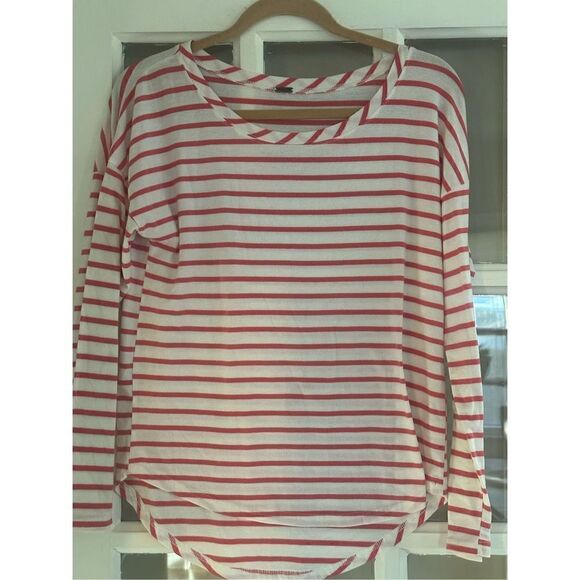 POOF! Women’s (L) red white striped Top ￼3/4 SL Cotton Blend Pullover - Picture 2 of 5